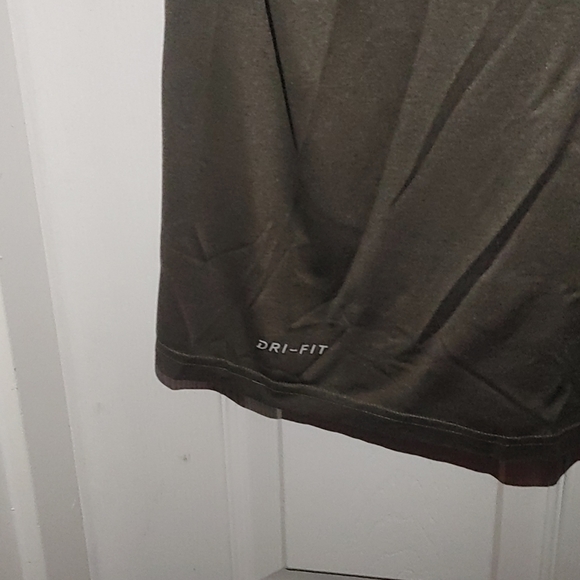 Nike Dri-Fit Tee (2 for $25 tees) - Picture 4 of 6
